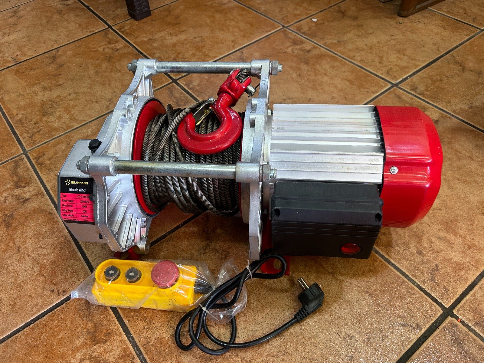 GUINCHE ELECTRICO PARA ASCENSOR - Imagen 2