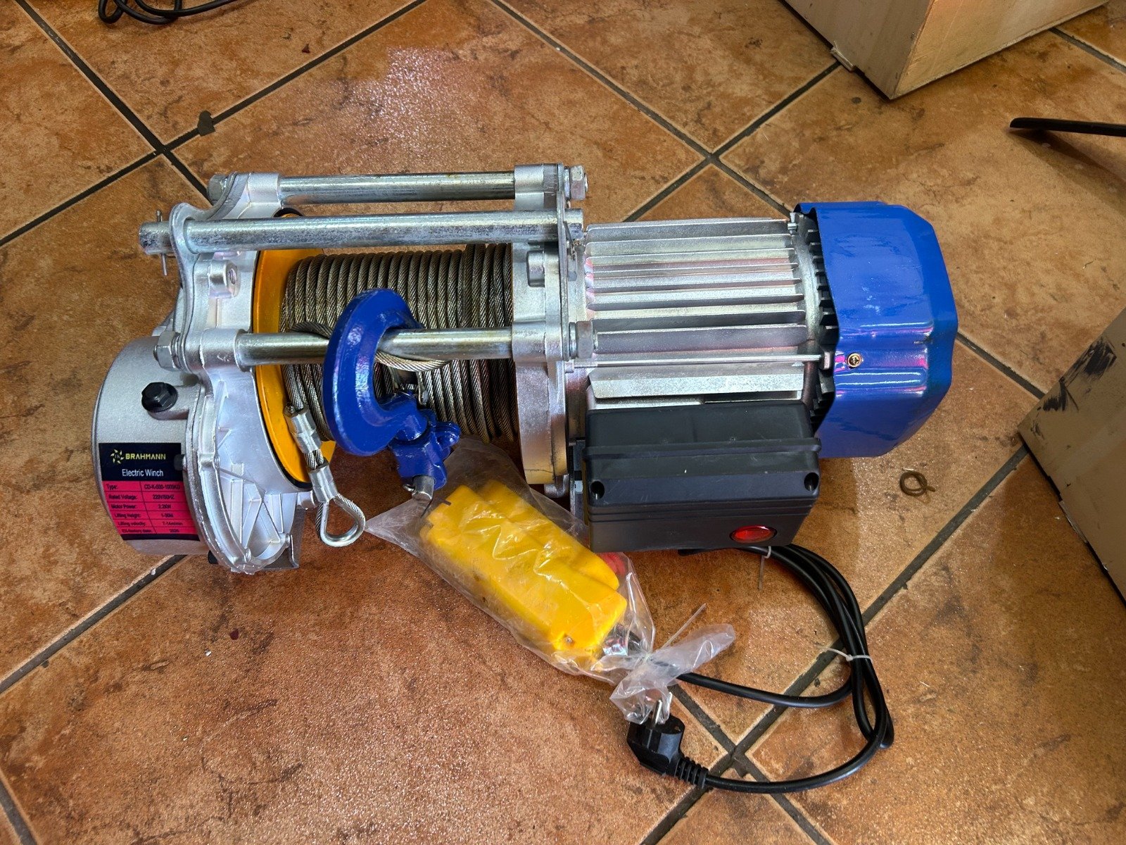 GUINCHE ELECTRICO PARA ASCERNSOR - Imagen 3