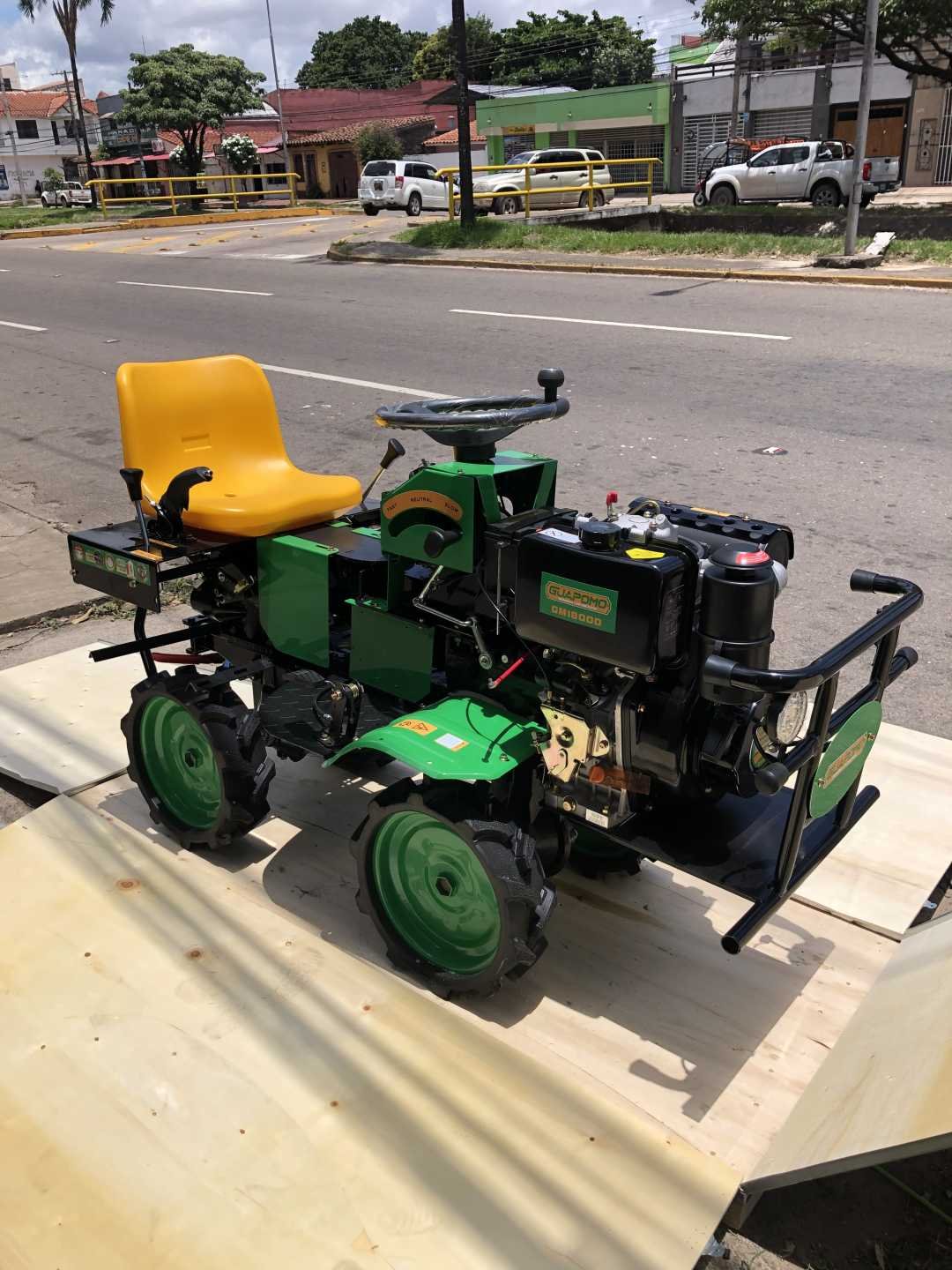 Motocultor o Mini tractor de 25HP Santa cruz Bolivia - Imagen 3