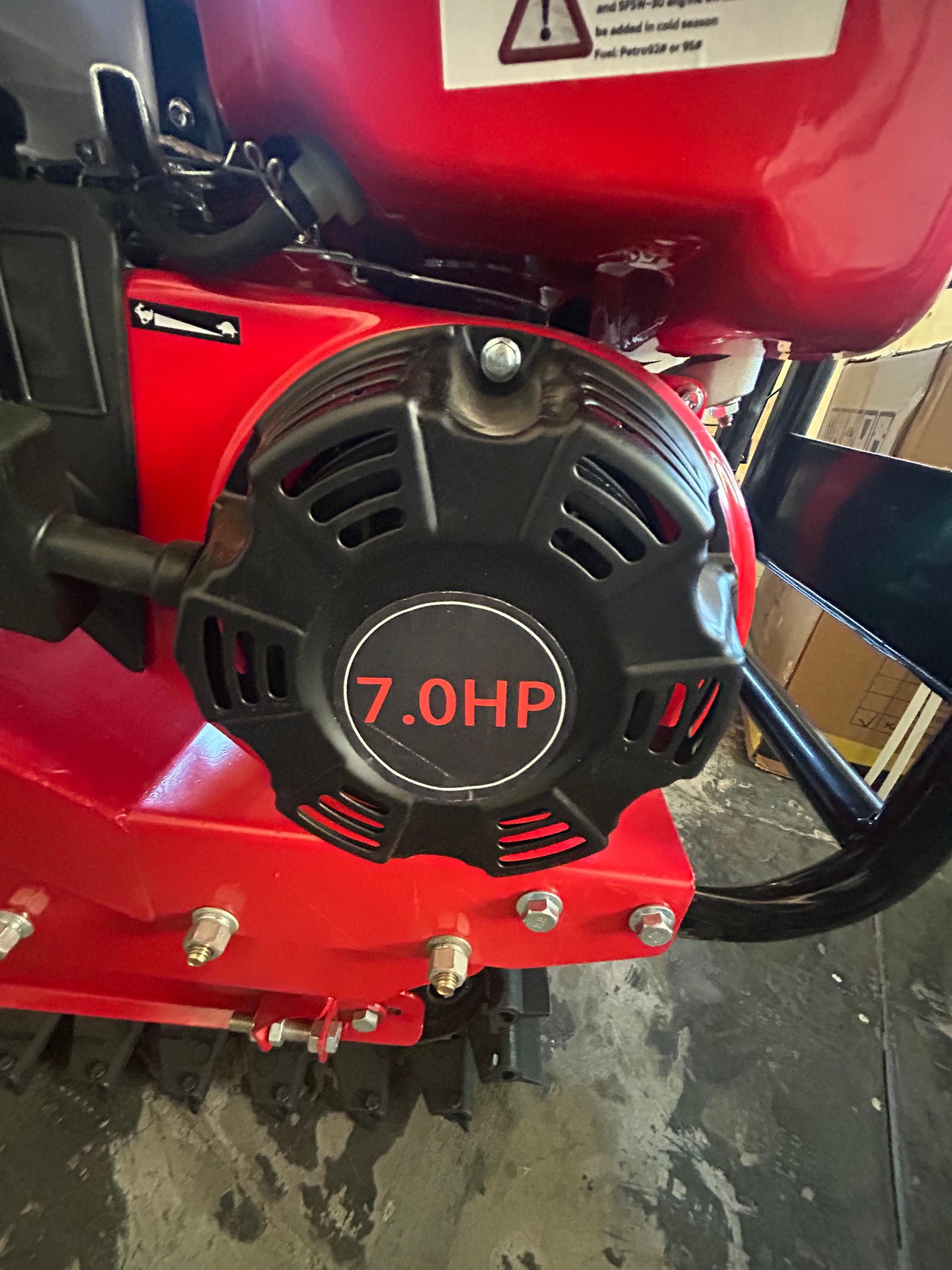 MOTOCULTOR ORUGA A GASOLINA 7 HP 2 ACCESORIOS BOLIVIA - Imagen 2