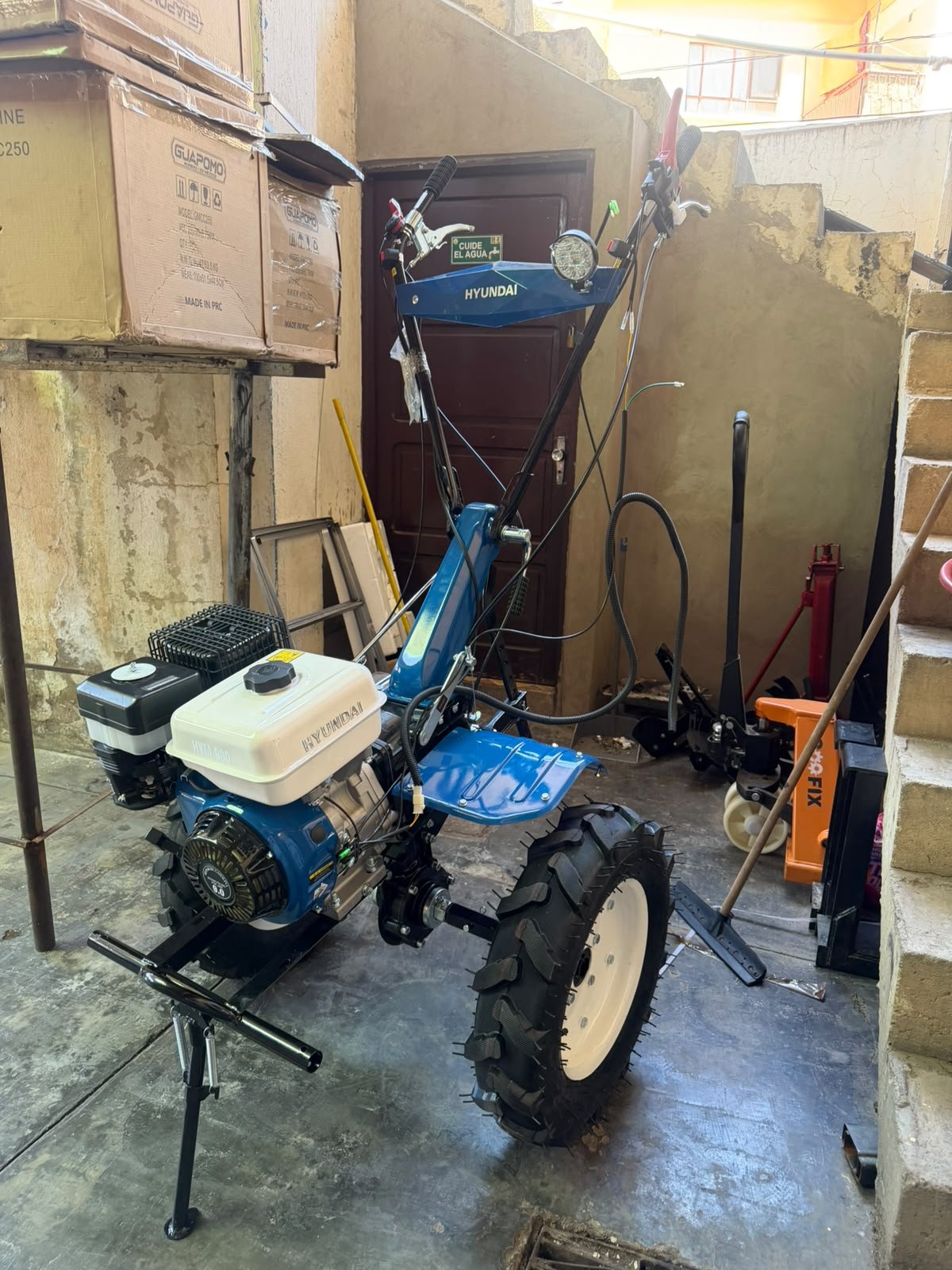 MOTOCULTOR HYUNDAI 9 HP BOLIVIA - Imagen 2