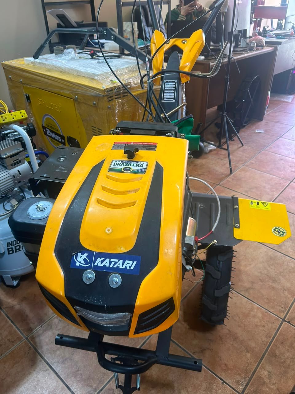 Motocultor a gasolina 9Hp BOLIVIA - Imagen 3