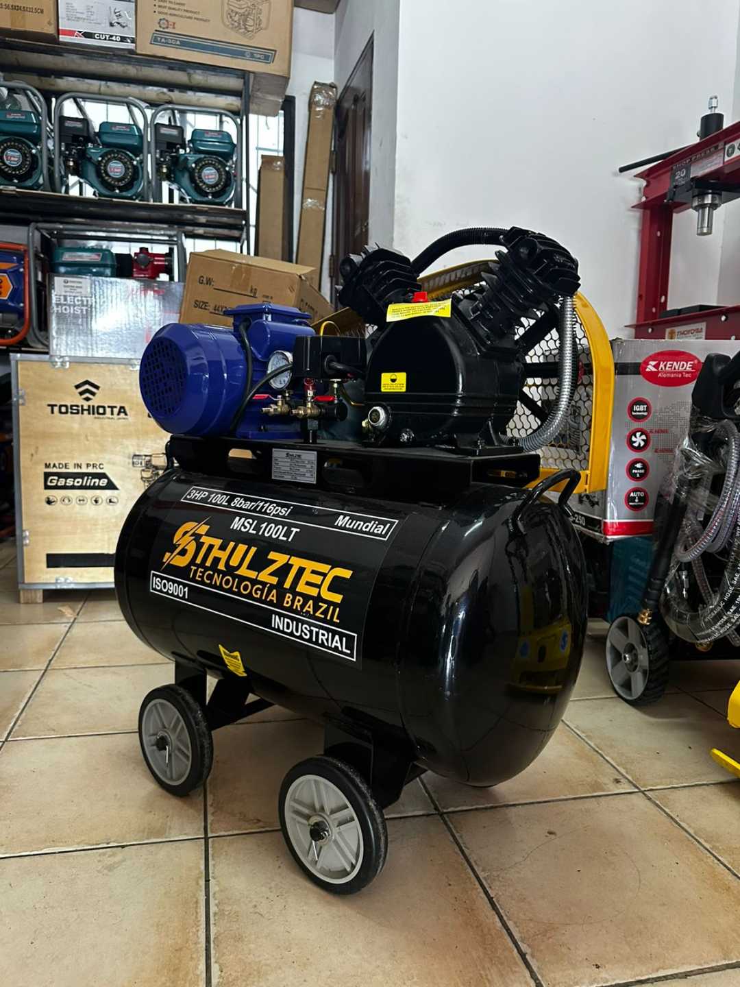 COMPRESORA DE AIRE 100L INDUSTRIAL Bolivia - Imagen 2