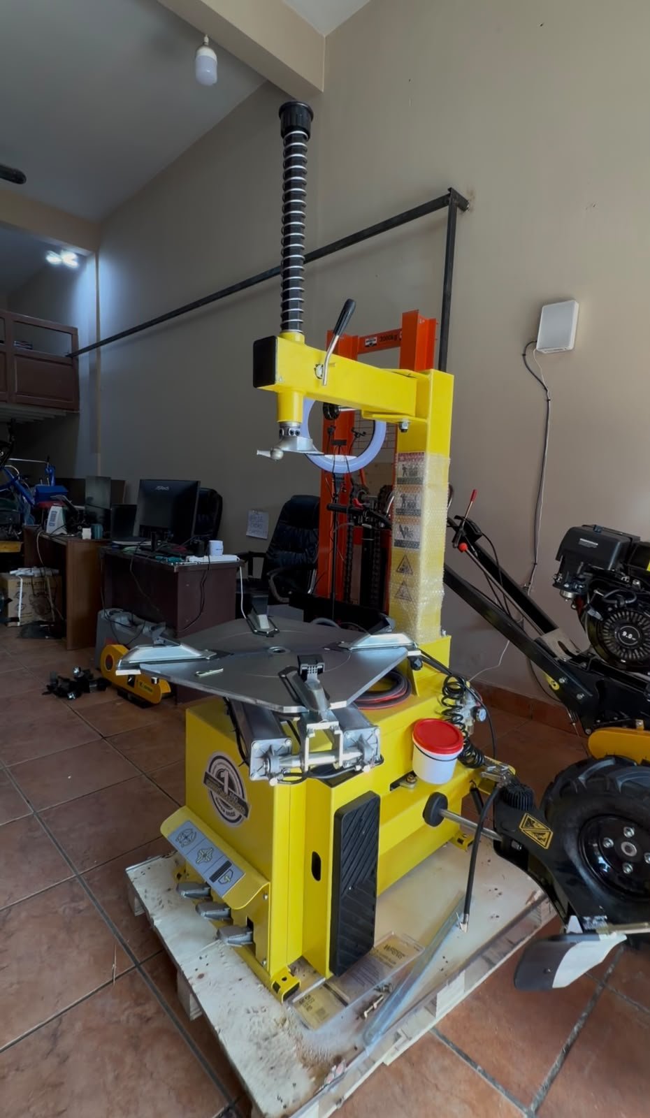 Desllantadora De Neumatico Aro 24" Industrial BOLIVIA - Imagen 2